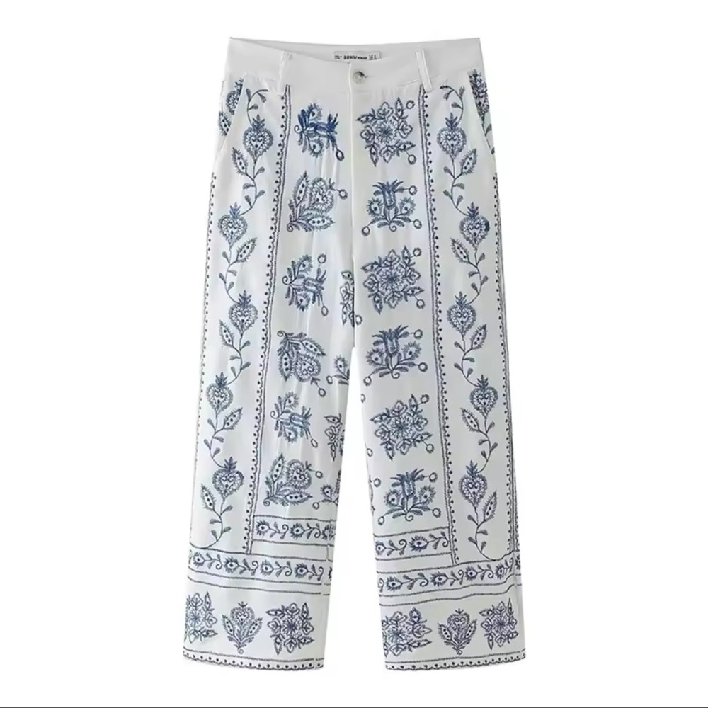Embroidered pants - Picture 2 of 4
